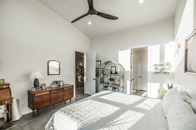 378 Mount Vernon Rd, Bethpage, TN 37022