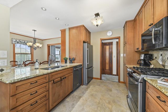 604 N 119th STREET, Wauwatosa, WI 53226