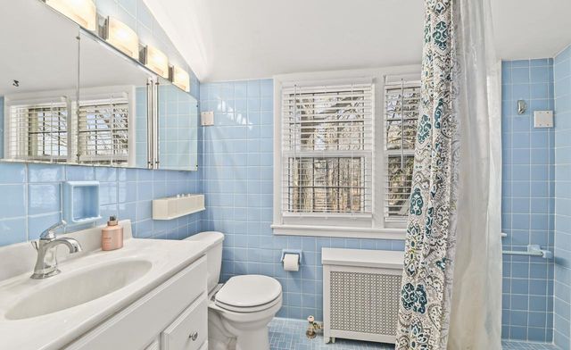 604 N 119th STREET, Wauwatosa, WI 53226