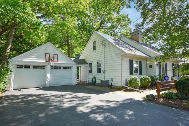 604 N 119th STREET, Wauwatosa, WI 53226