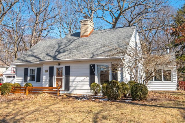 604 N 119th STREET, Wauwatosa, WI 53226