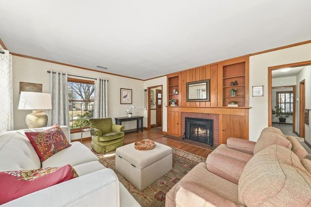 604 N 119th STREET, Wauwatosa, WI 53226