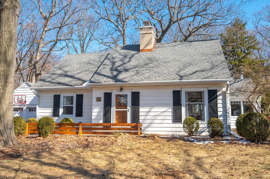 604 N 119th STREET, Wauwatosa, WI 53226