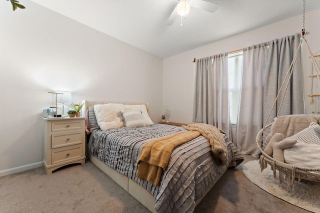 1062 E 115th Court, Crown Point, IN 46307