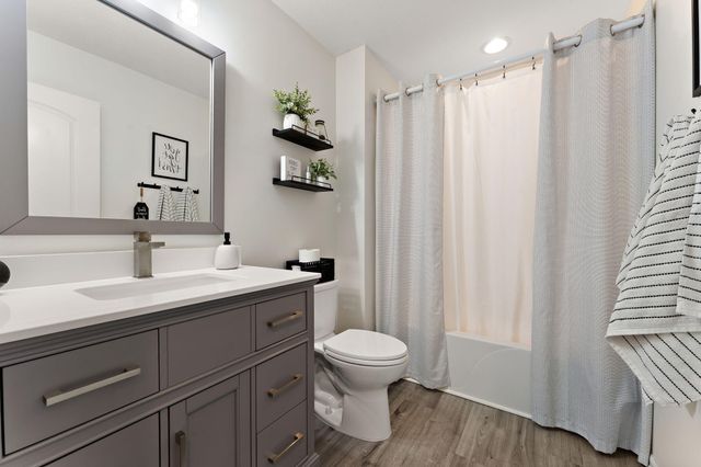 1062 E 115th Court, Crown Point, IN 46307