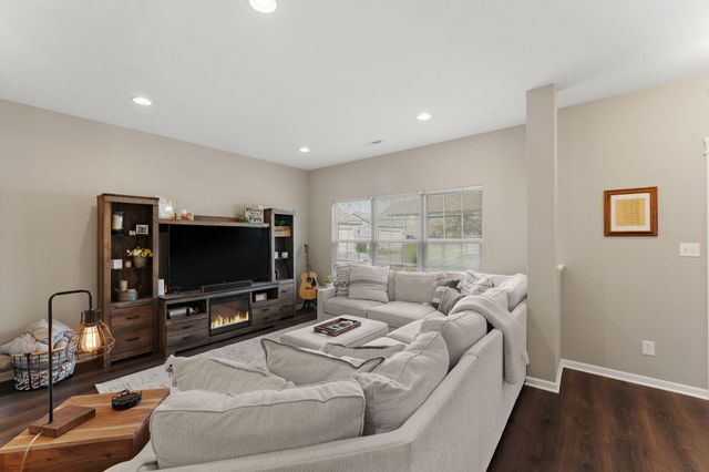 1062 E 115th Court, Crown Point, IN 46307