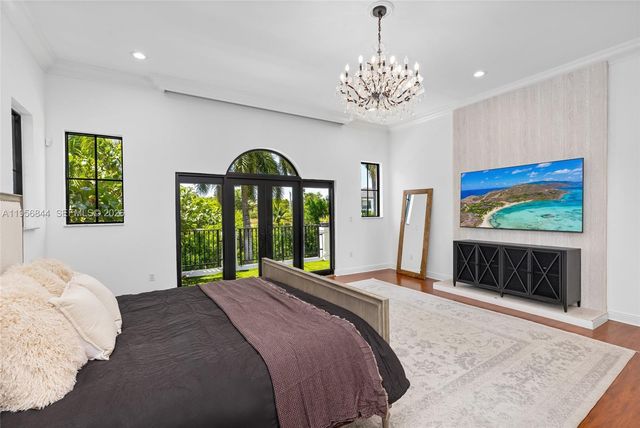 1400 Coruna Ave, Coral Gables, FL 33156