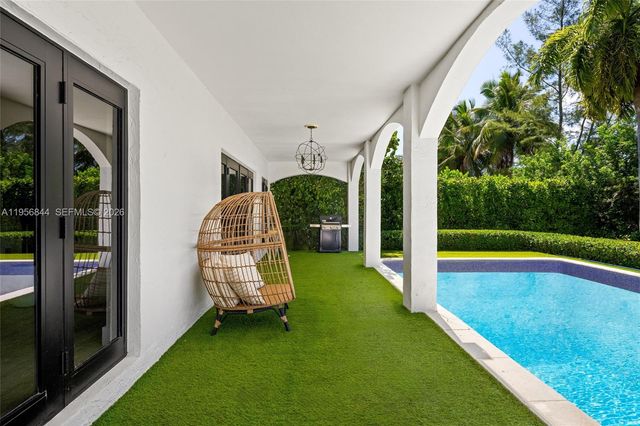 1400 Coruna Ave, Coral Gables, FL 33156