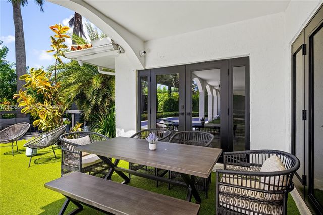 1400 Coruna Ave, Coral Gables, FL 33156