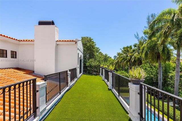 1400 Coruna Ave, Coral Gables, FL 33156