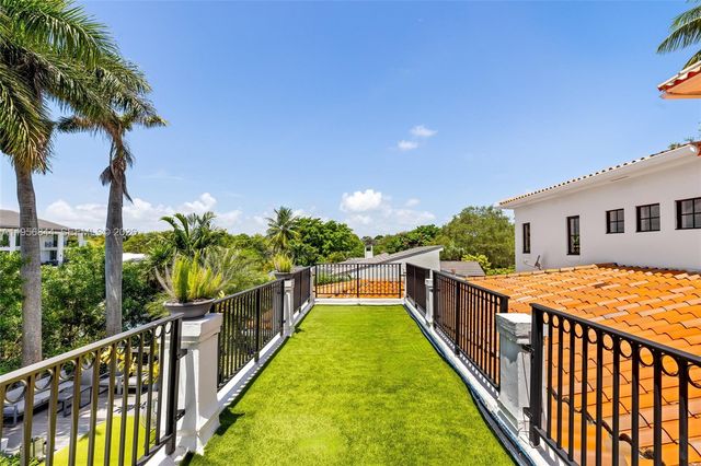 1400 Coruna Ave, Coral Gables, FL 33156