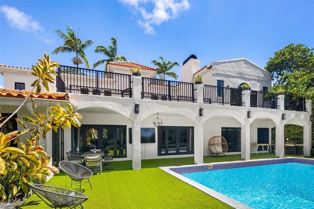 1400 Coruna Ave, Coral Gables, FL 33156