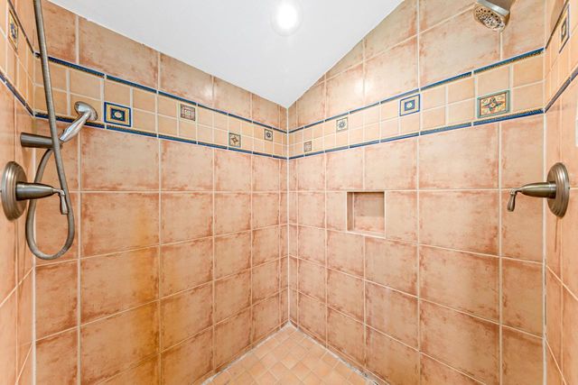 12400 Elmhurst PARKWAY, Elm Grove, WI 53122