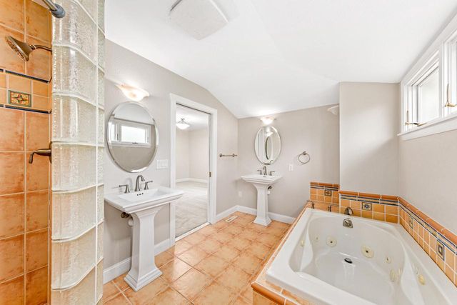 12400 Elmhurst PARKWAY, Elm Grove, WI 53122