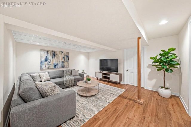 12400 Elmhurst PARKWAY, Elm Grove, WI 53122