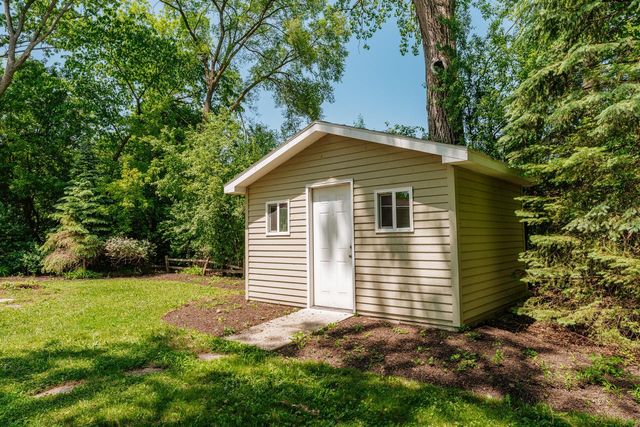 12400 Elmhurst PARKWAY, Elm Grove, WI 53122