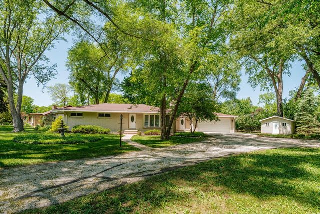 12400 Elmhurst PARKWAY, Elm Grove, WI 53122