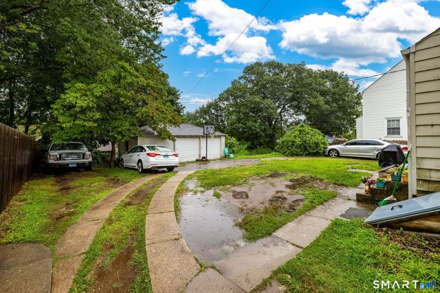 11 Colver Street, New London, CT 06320