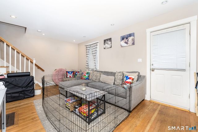 11 Colver Street, New London, CT 06320