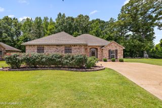 4277 Summerton Drive, Byram, MS 39272