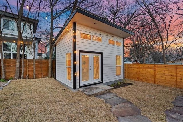 1904 Romeria DR, Austin, TX 78757