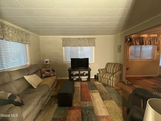 1816 4th Avenue, Watervliet, NY 12189