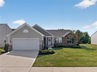 34805 Keller Farm Court, Grafton, OH 44044