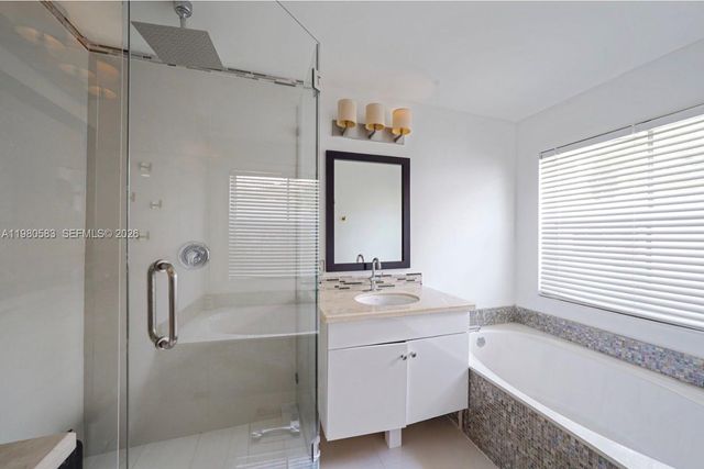 1400 Meadows Blvd 0, Weston, FL 33327