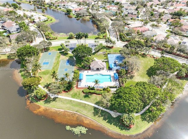 1400 Meadows Blvd 0, Weston, FL 33327