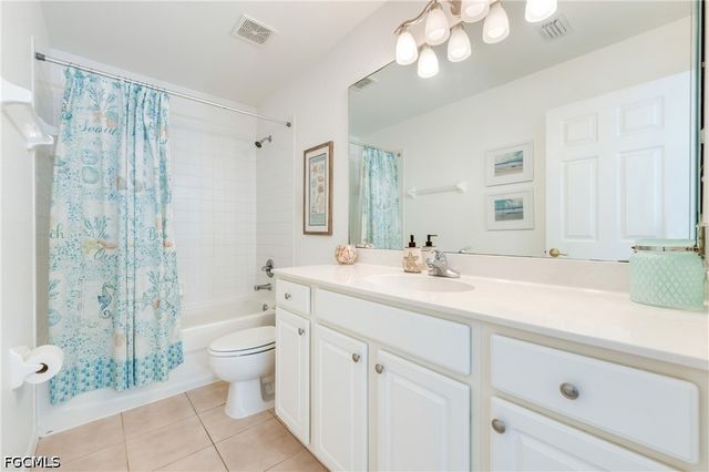 7863 Lake Sawgrass LOOP 5512, Fort Myers, FL 33907