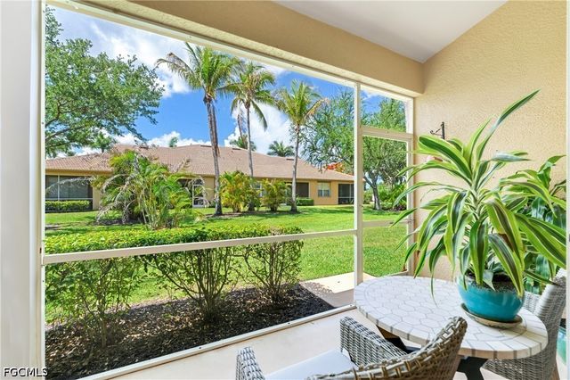 7863 Lake Sawgrass LOOP 5512, Fort Myers, FL 33907