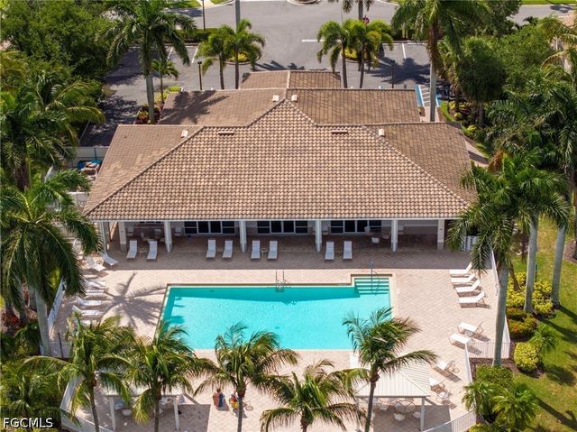 7863 Lake Sawgrass LOOP 5512, Fort Myers, FL 33907