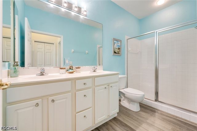 7863 Lake Sawgrass LOOP 5512, Fort Myers, FL 33907