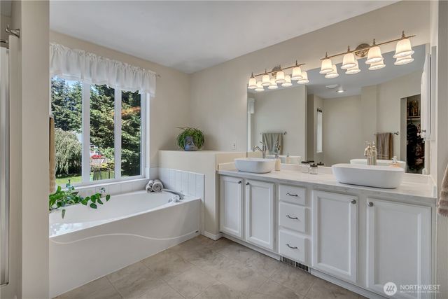 13013 109th Street Ct E, Puyallup, WA 98374