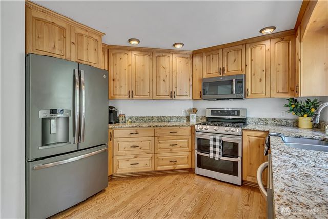 13013 109th Street Ct E, Puyallup, WA 98374