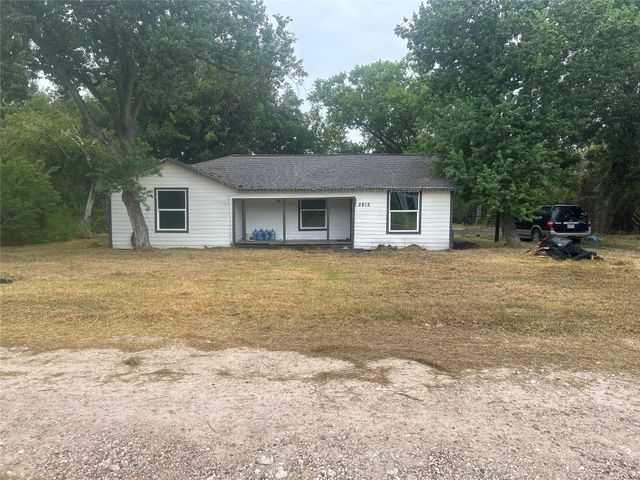 2812 Fisher Hill, Baytown, TX 77520