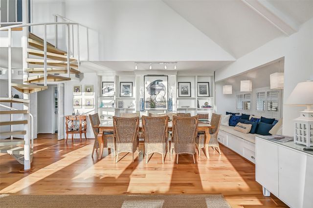 3401 Jolly Roger, Galveston, TX 77554