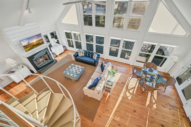 3401 Jolly Roger, Galveston, TX 77554