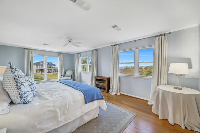 3401 Jolly Roger, Galveston, TX 77554