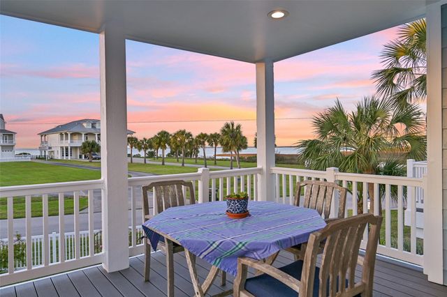 3401 Jolly Roger, Galveston, TX 77554