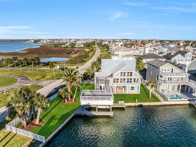 3401 Jolly Roger, Galveston, TX 77554