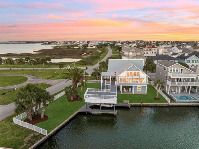 3401 Jolly Roger, Galveston, TX 77554