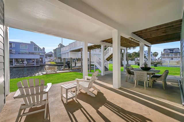 3401 Jolly Roger, Galveston, TX 77554