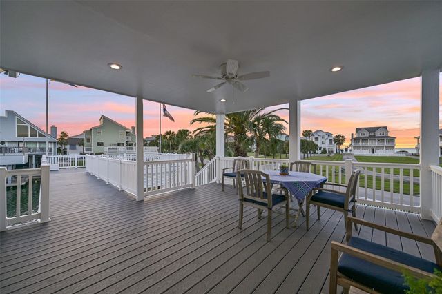 3401 Jolly Roger, Galveston, TX 77554