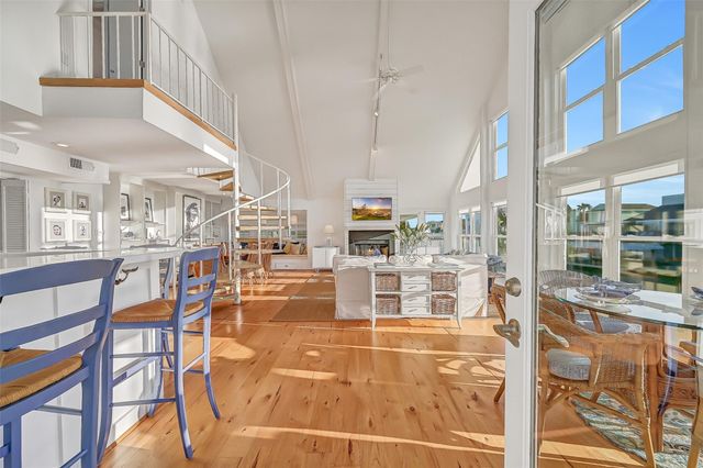 3401 Jolly Roger, Galveston, TX 77554