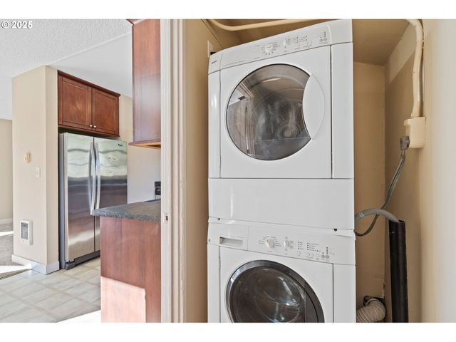 5004 Se 99TH Ave, Portland, OR 97266