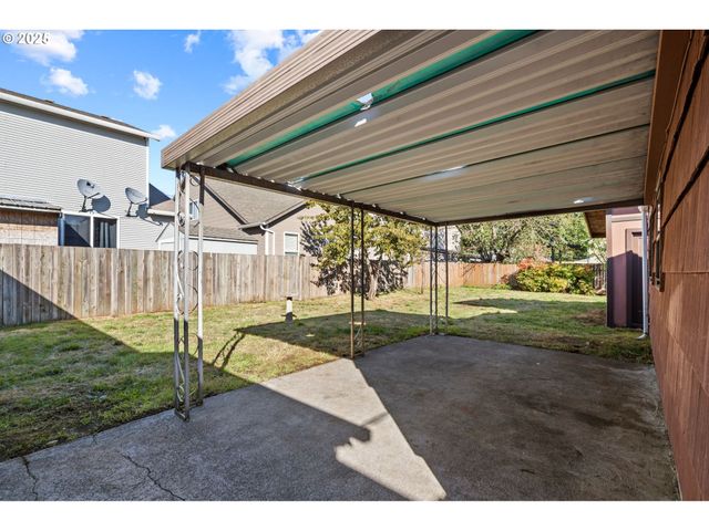 5004 Se 99TH Ave, Portland, OR 97266