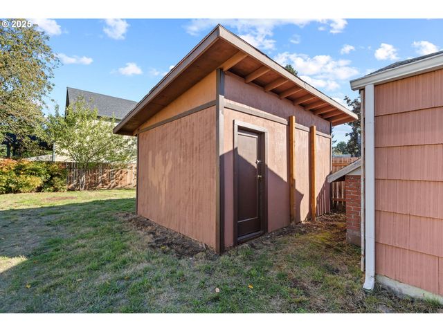 5004 Se 99TH Ave, Portland, OR 97266