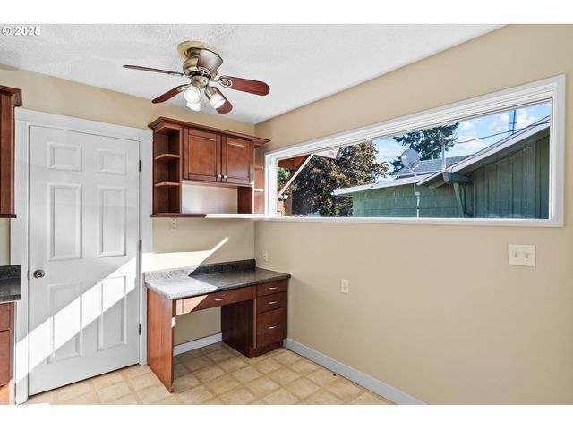 5004 Se 99TH Ave, Portland, OR 97266