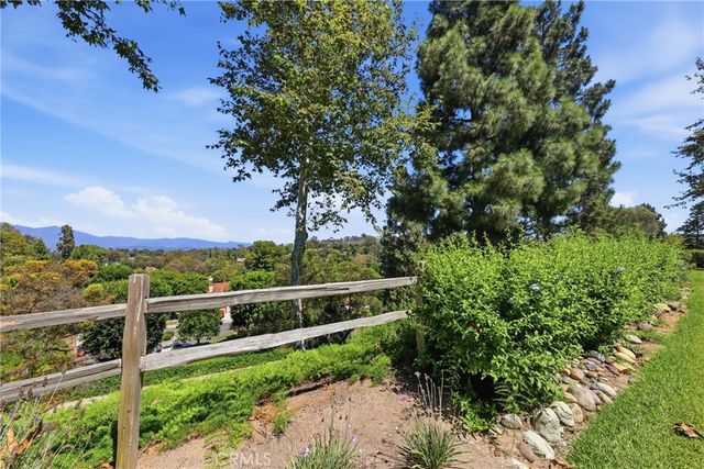 3364 Punta Alta, Laguna Woods, CA 92637